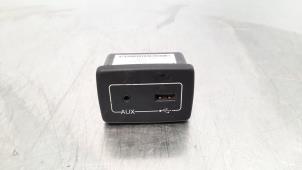 Gebruikte AUX/USB aansluiting Citroen Jumper (U9) 2.0 BlueHDi 160 Prijs € 24,20 Inclusief btw aangeboden door Autohandel Didier
