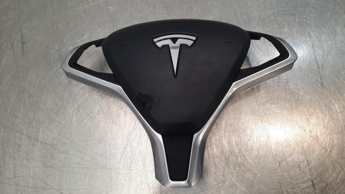 Left airbag (steering wheel) Tesla Model S