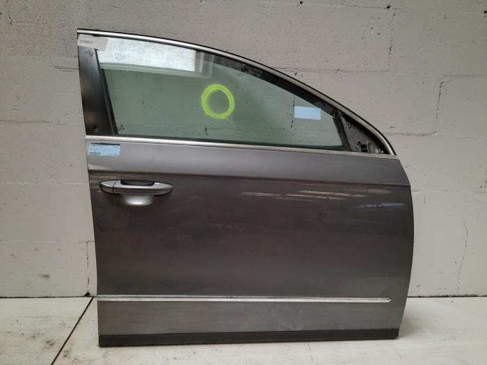 Puerta 4 puertas derecha delante Volkswagen Passat