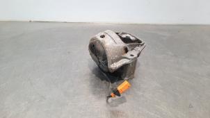 Gebruikte Motorsteun Audi A5 Cabrio (8F7) 2.0 TDI 16V Prijs € 48,40 Inclusief btw aangeboden door Autohandel Didier