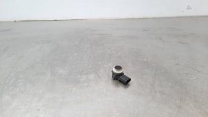 Gebruikte PDC Sensor Mercedes E (W213) E-300de 2.0 Turbo 16V Prijs € 20,57 Inclusief btw aangeboden door Autohandel Didier