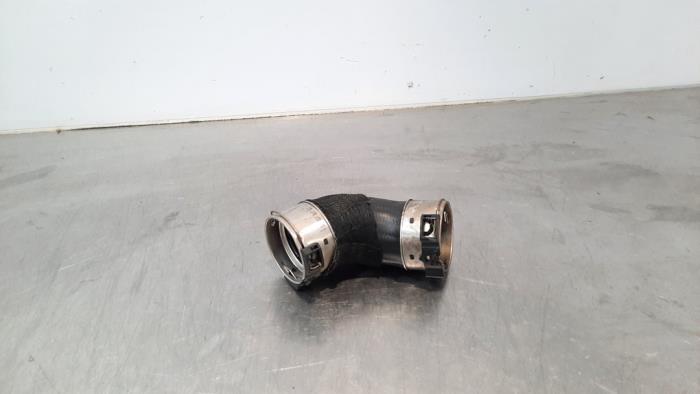 Gebruikte Intercooler Slang Mercedes A (177.0) 1.5 A-180d Prijs € 24,20 Inclusief btw aangeboden door Autohandel Didier