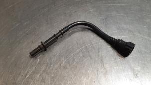 Gebruikte Oliedruk Leiding Peugeot 2008 (UD/UK/UR/US/UX) 1.2 VTi 12V PureTech 130 Prijs € 24,20 Inclusief btw aangeboden door Autohandel Didier