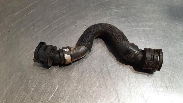 Kühlerschlauch Peugeot 2008