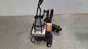 Gebruikte ABS Pomp DS Automobiles DS 7 Crossback 1.6 16V E-Tense 225 Prijs € 229,90 Inclusief btw aangeboden door Autohandel Didier