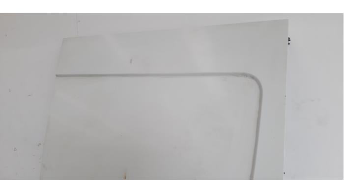 Schuifdeur rechts van een Iveco Daily 2019