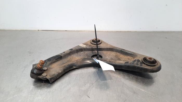 Front wishbone, left Citroen C4 Cactus