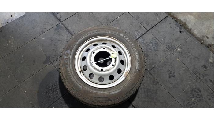 Jante + pneumatique Ford Transit Jante + pneumatique Ford Transit