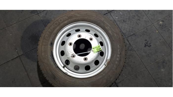 Jante + pneumatique Ford Transit Jante + pneumatique Ford Transit