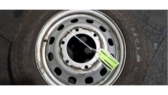 Jante + pneumatique Ford Transit Jante + pneumatique Ford Transit