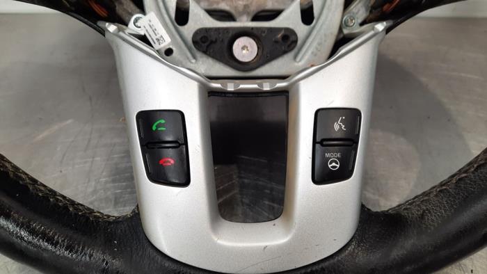 Stuurwiel van een Kia Sportage (SL) 1.7 CRDi 16V 4x2 2015