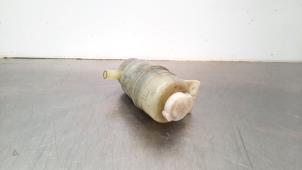 Gebruikte Servo Oliereservoir Fiat Fullback 2.4 Turbodiesel 180 4x4 Prijs € 30,25 Inclusief btw aangeboden door Autohandel Didier