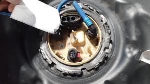 Gebruikte Tank element Pomp Audi A4 Avant (B9) 2.0 35 TFSI Mild Hybrid 16V Prijs € 102,85 Inclusief btw aangeboden door Autohandel Didier