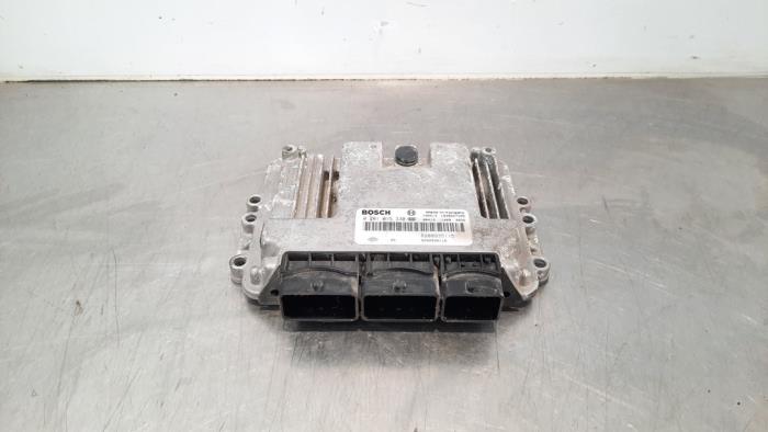 Ordinateur gestion moteur Opel Vivaro