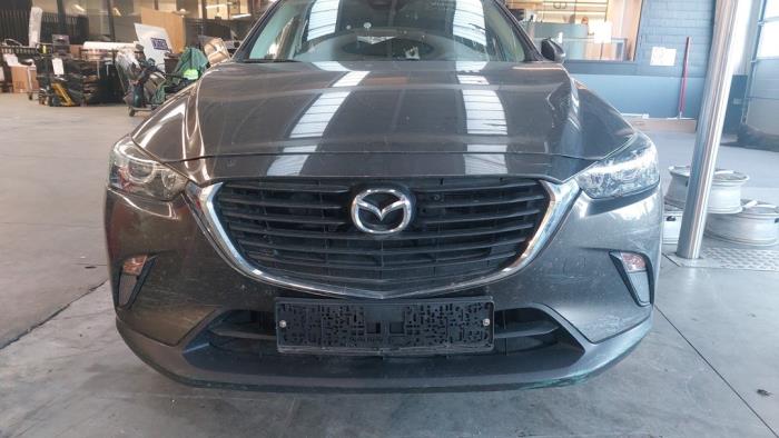 Front end, complete Mazda CX-3