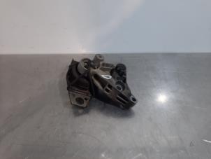 Gebruikte Motorsteun Renault Laguna III Estate (KT) 2.0 dCi 16V 150 Prijs € 42,35 Inclusief btw aangeboden door Autohandel Didier