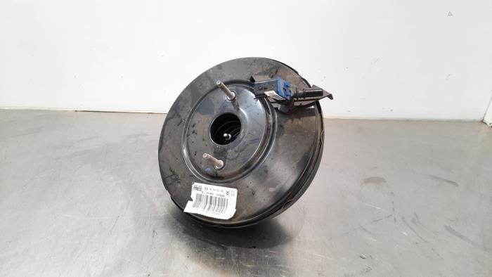 Assistant de freinage Peugeot 208