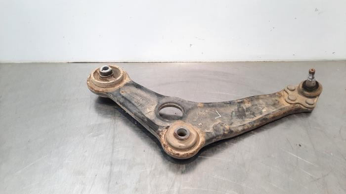 Draagarm links-voor Renault Grand Scenic Draagarm links-voor Renault Grand Scenic