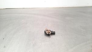 Gebruikte Sensor regen Renault Grand Scénic IV (RFAR) 1.5 Energy dCi 110 Prijs € 54,45 Inclusief btw aangeboden door Autohandel Didier