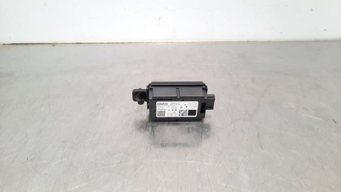 Antenne amplificateur BMW IX