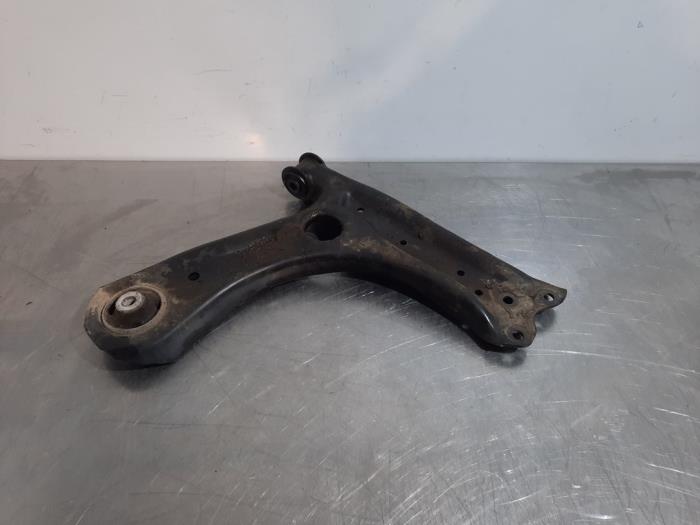 Bras de suspension avant gauche Skoda Roomster