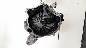 Gebruikte Versnellingsbak Mazda CX-3 (DJ/DK) 2.0 SkyActiv-G 120 Prijs € 937,75 Inclusief btw aangeboden door Autohandel Didier