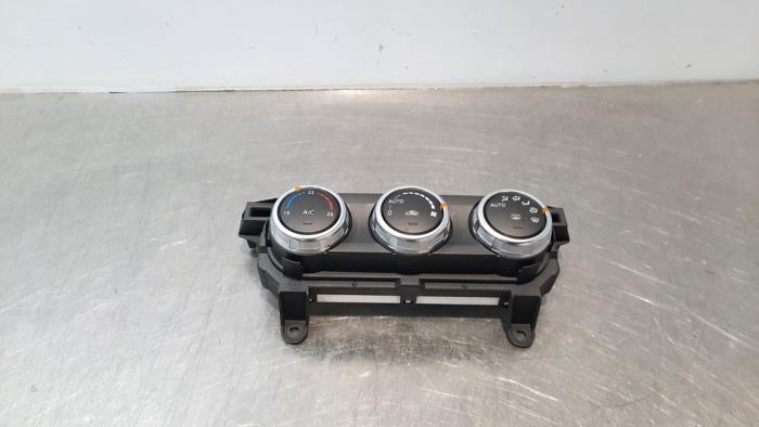 Panneau de commande clim Mazda CX-3
