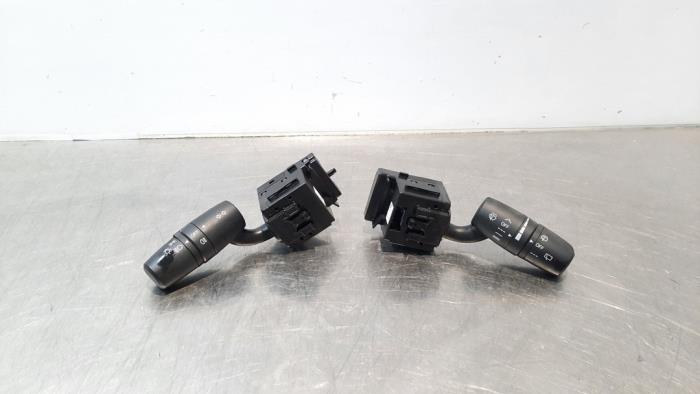 Commutateur combi colonne de direction Mazda CX-3