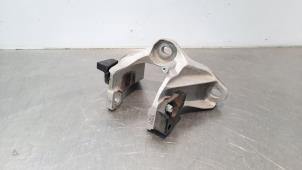 Gebruikte Motorrubber Mazda CX-3 (DJ/DK) 2.0 SkyActiv-G 120 Prijs € 24,20 Inclusief btw aangeboden door Autohandel Didier