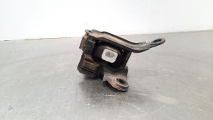 Gebruikte Motorrubber Mazda CX-3 (DJ/DK) 2.0 SkyActiv-G 120 Prijs € 24,20 Inclusief btw aangeboden door Autohandel Didier