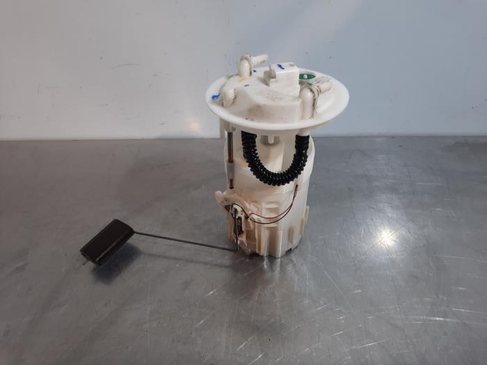 Gebruikte Tank element Pomp Renault Megane II (BM/CM) 1.9 dCi 130 Prijs € 60,50 Inclusief btw aangeboden door Autohandel Didier