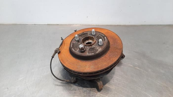 Knuckle, front left Suzuki Swift