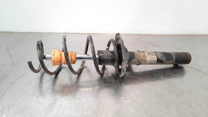 Front shock absorber, right Audi A3