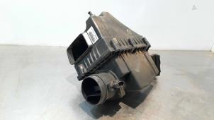 Gebruikte Luchtfilterhuis Jaguar F-Pace 2.0 D 180 16V Prijs € 96,80 Inclusief btw aangeboden door Autohandel Didier