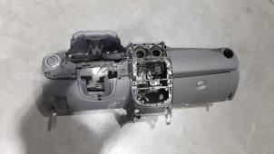 Gebruikte Dashboard Dacia Duster (HS) 1.2 TCE 16V 4x4 Prijs € 399,30 Inclusief btw aangeboden door Autohandel Didier