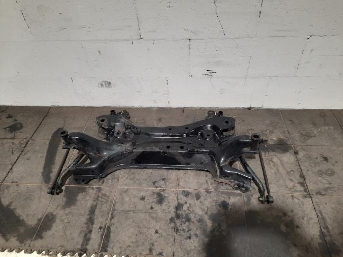 Subframe Toyota Rav-4