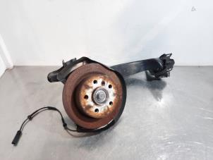 Gebruikte Fusee links-achter Mini Mini (F55) 1.5 12V Cooper D Prijs € 133,10 Inclusief btw aangeboden door Autohandel Didier