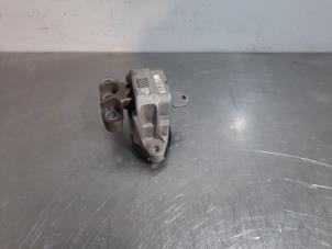 Gebruikte Motorsteun Opel Mokka/Mokka X 1.4 Turbo 16V 4x2 Prijs € 24,20 Inclusief btw aangeboden door Autohandel Didier