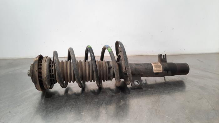 Amortizor față stânga Citroen DS3