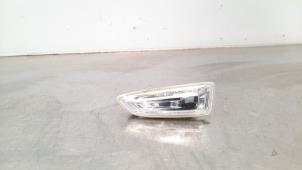 Gebruikte Pinker links Opel Crossland (X) 1.2 Turbo 12V Prijs € 18,15 Inclusief btw aangeboden door Autohandel Didier