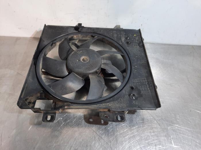 Ventilateur Peugeot 208