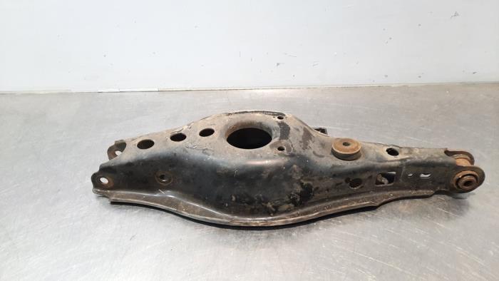 Bras de suspension arrière droit Toyota Auris