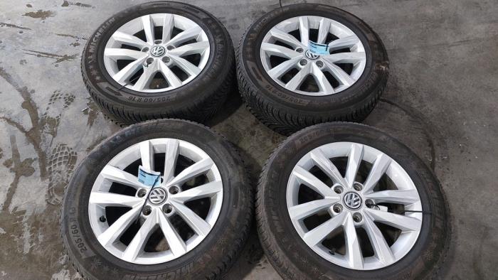 Set of wheels + winter tyres