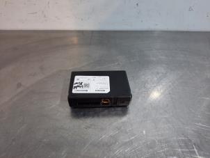 Gebruikte Module (diversen) Renault Megane IV (RFBB) 1.2 Energy TCE 130 Prijs € 66,55 Inclusief btw aangeboden door Autohandel Didier