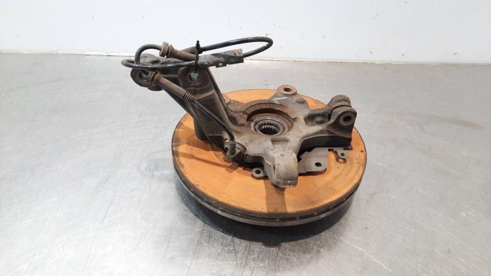 Fusee links-voor Renault Clio