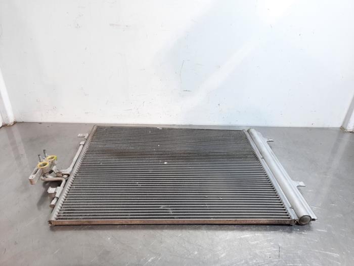 Condensateur clim Volvo V40