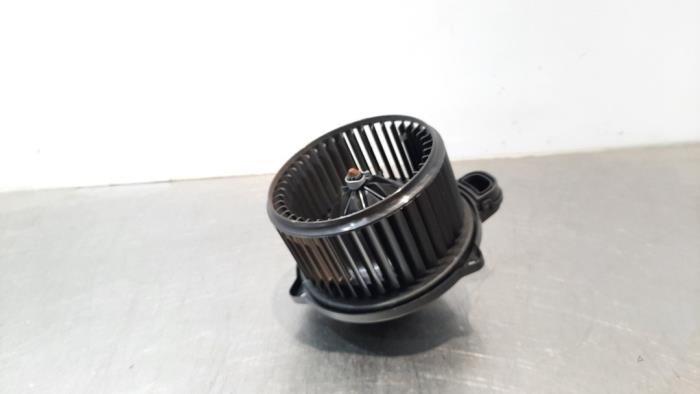 Heating and ventilation fan motor Kia Rio