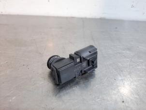 Gebruikte Remassistent sensor Volvo V40 (MV) 2.0 D2 16V Prijs € 18,15 Inclusief btw aangeboden door Autohandel Didier