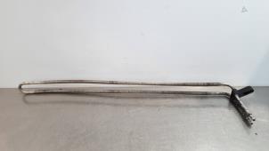 Gebruikte Oliedruk Leiding Mercedes Sprinter 3,5t (906.13/906.23) 311 CDI 16V Prijs € 24,20 Inclusief btw aangeboden door Autohandel Didier