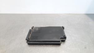 Gebruikte Afdekplaat diversen Renault Trafic (1FL/2FL/3FL/4FL) 1.6 dCi 115 Prijs € 24,20 Inclusief btw aangeboden door Autohandel Didier